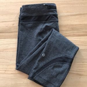 lululemon Run inspire crops size 4